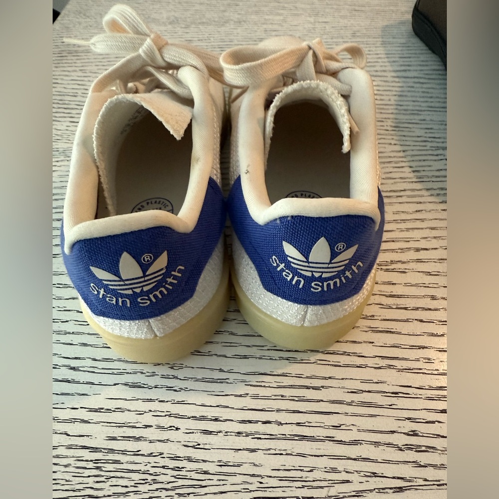 Adidas Kids Stan Smith White/Blue Sneakers size 4